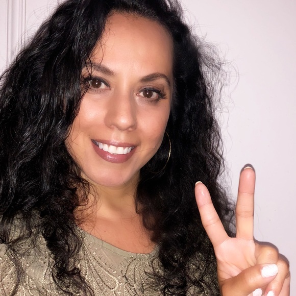 Meet your Posher, Melinda - Picture 4 of 4